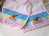 kit de babador + toalhinha cupcake 2